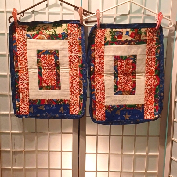 2 Holiday/Christmas Table place Mats for completion 4974 - Picture 1 of 8